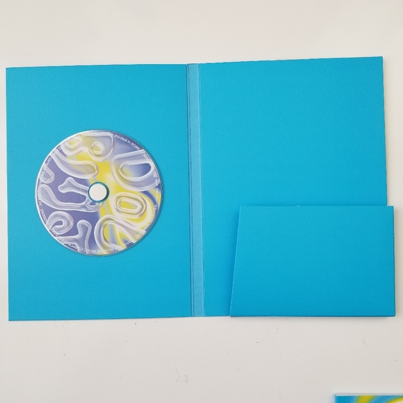 Kep1er's 2nd Mini Album, "DOUBLAST" (Blue Blast vers) - Picture 9 of 10